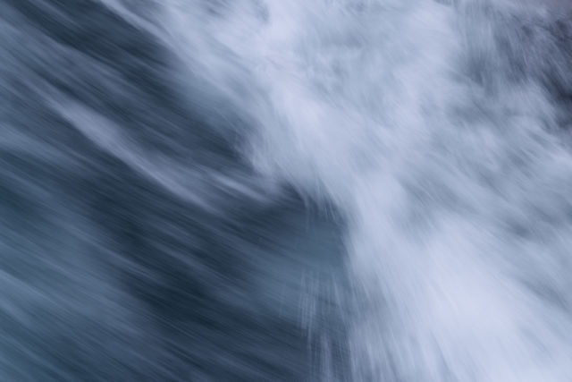 Splash - Falls rapids in action