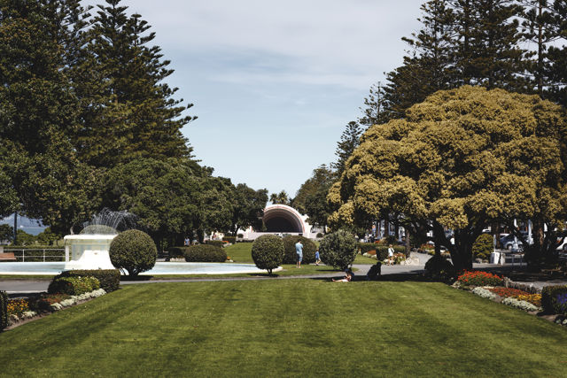 Postcard From Napier - Napier Soundshell, Parker Fountain and Lawns.