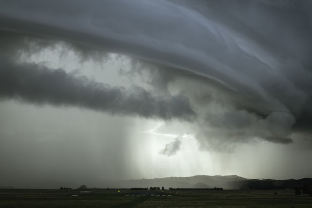 Christmas Day Storm - A storm over Hawke's Bay airport on Christmas Day 2018